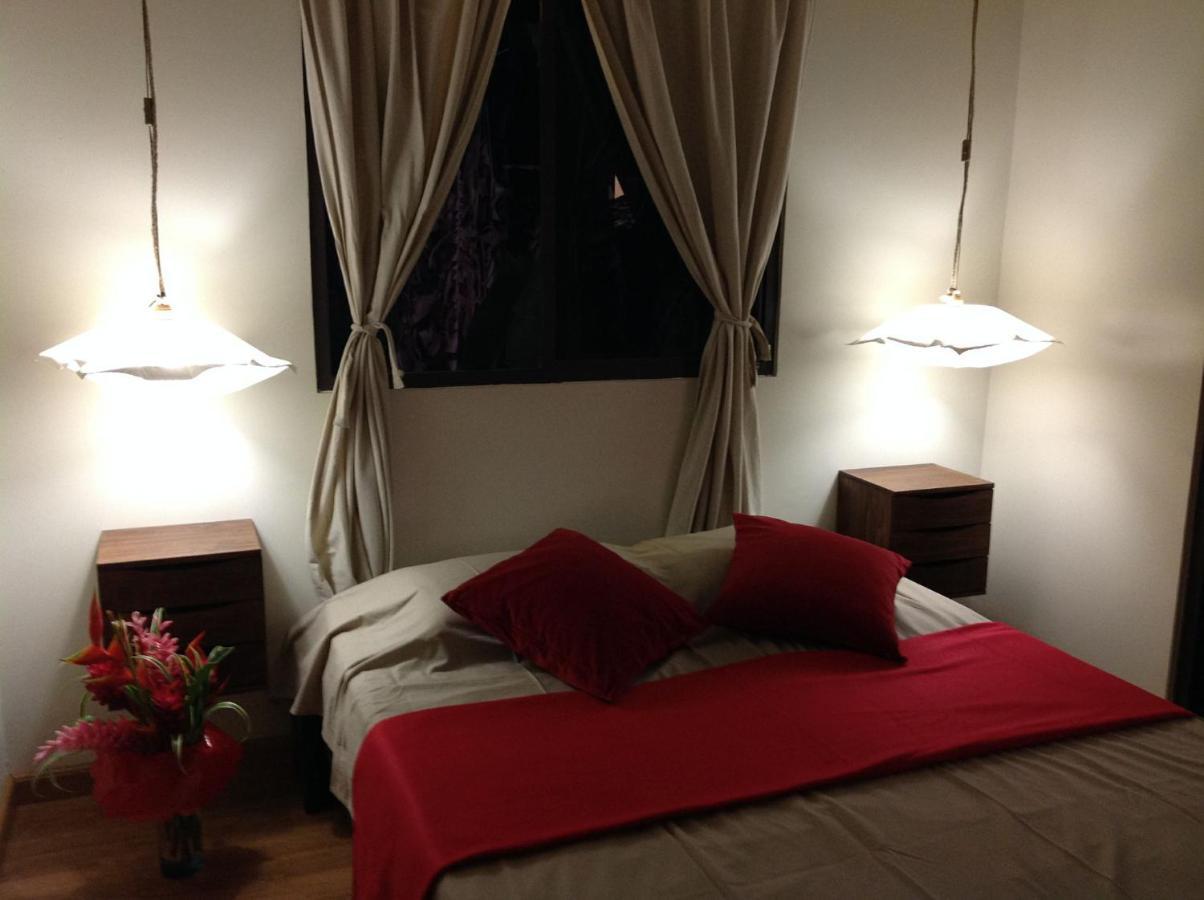 Royal Vai Hotel Faaa Exterior photo